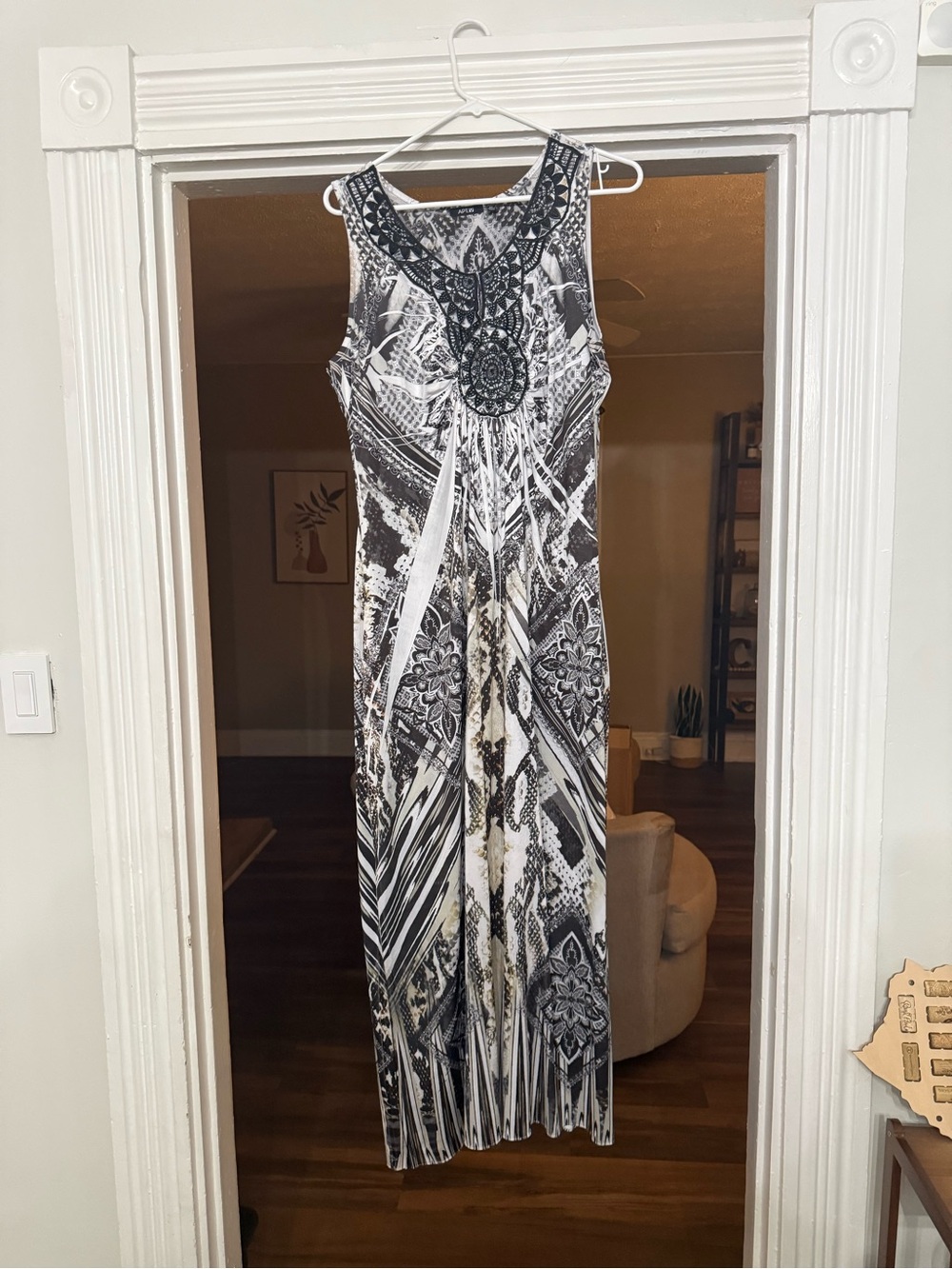 Apt. 9 Black & White Sleeveless Printed Maxi Dress